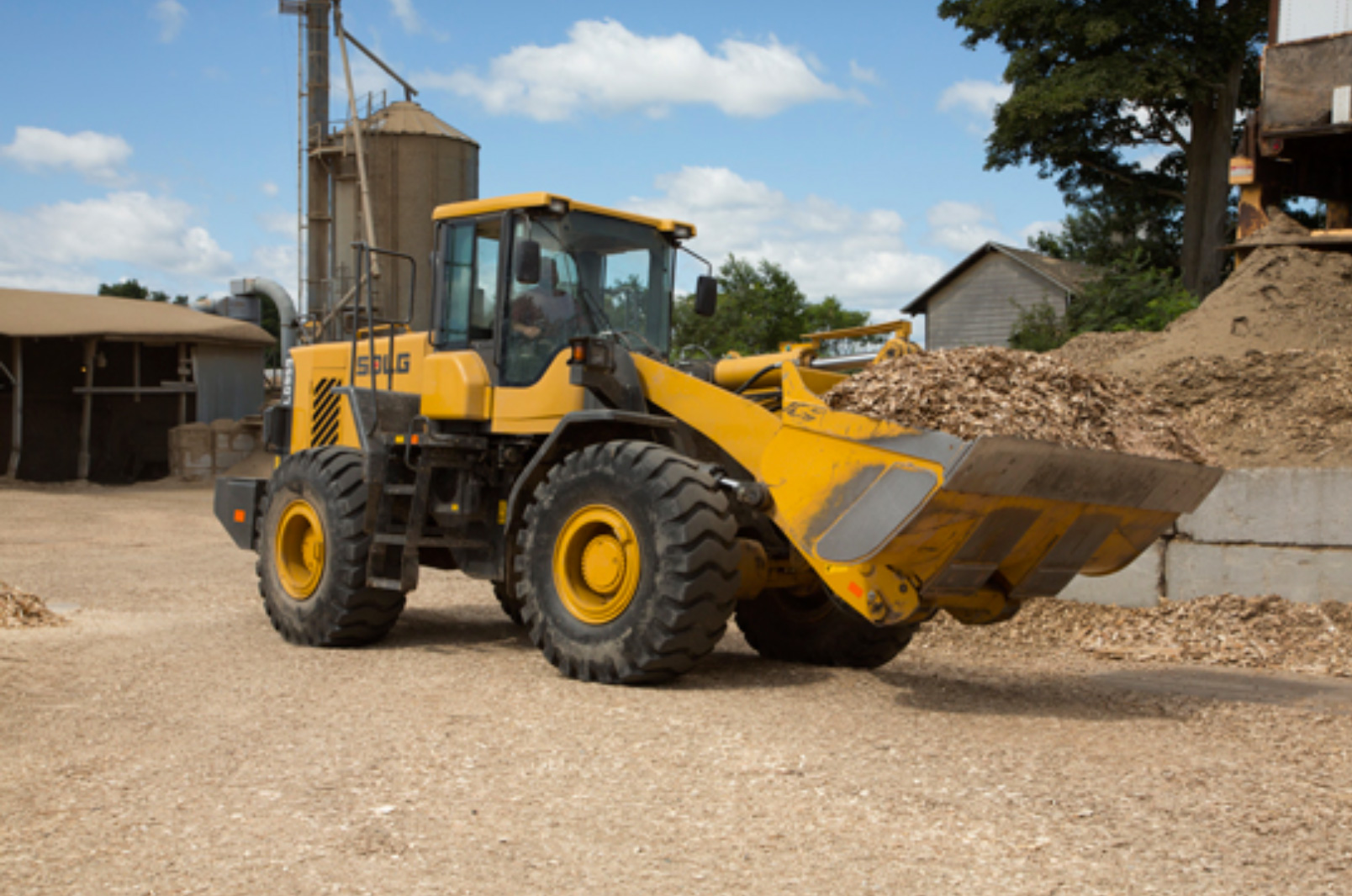 PA Pellets boosts productivity with SDLG loader